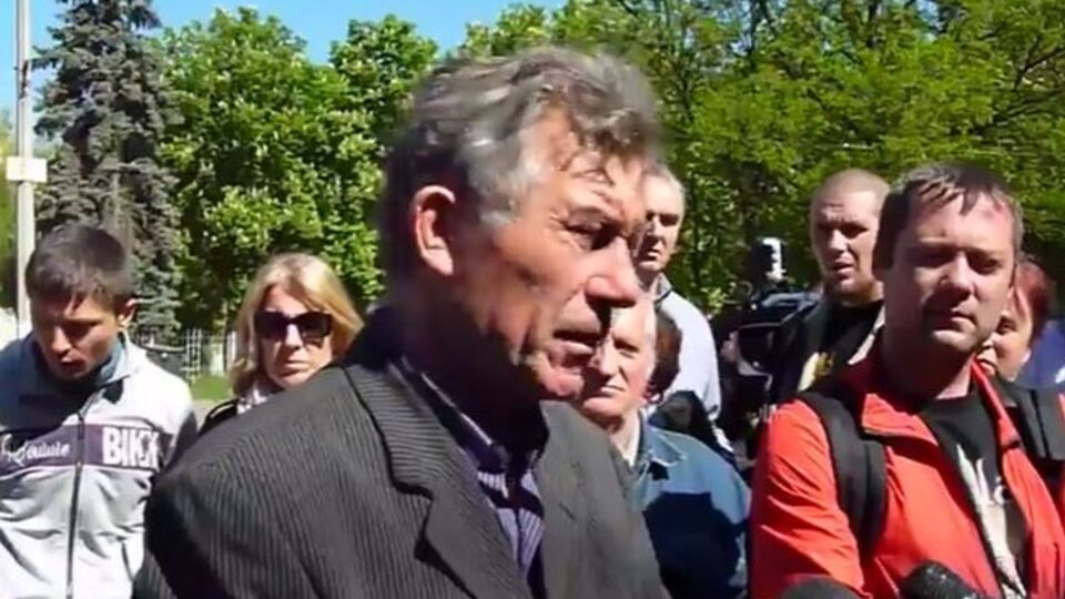 У травні 2014 року Анатолій Хмельовий розповідав про підготовку "референдуму" сепаратистів у Слов'янську