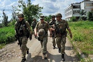 Турчинов: Наші бійці діють адекватно до загроз і готові дати відсіч