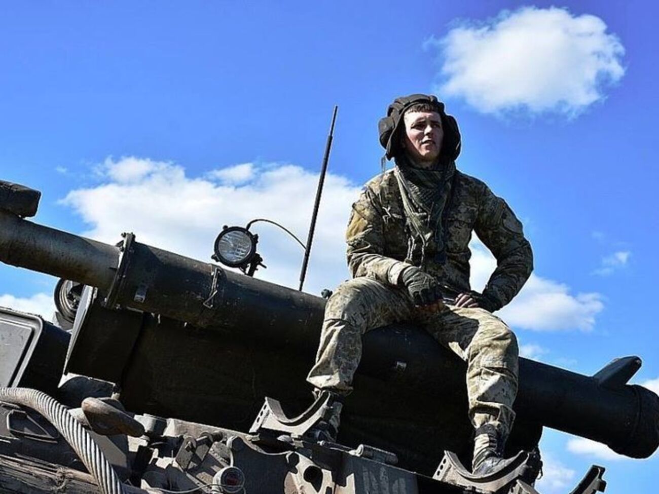 У разі виникнення з боку противника загрози підрозділи Збройних сил будуть готові застосувати зброю
