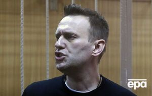 Навальний не проти, щоб фільм про Медведєва дивилися відвідувачі порносайта