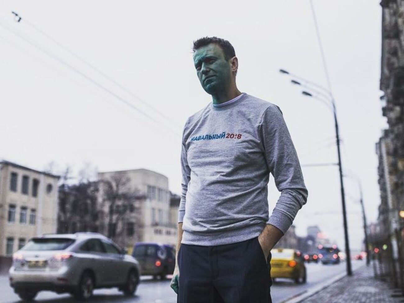 Навального облили зеленкою 27 квітня
