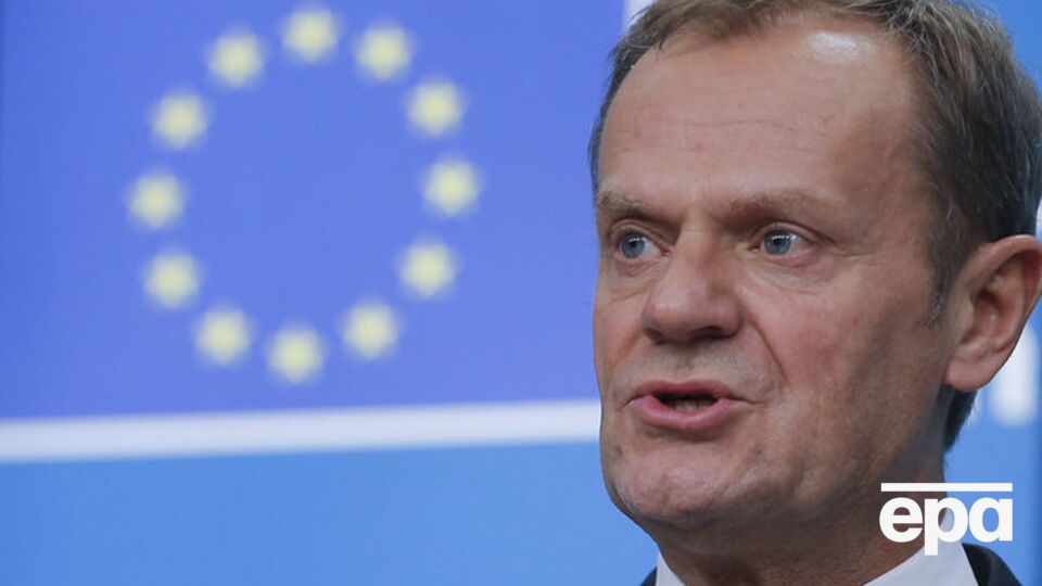 Туск відреагував на критику з Лондона