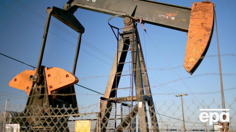 На вартість нафти вплинули дані про її запаси у США