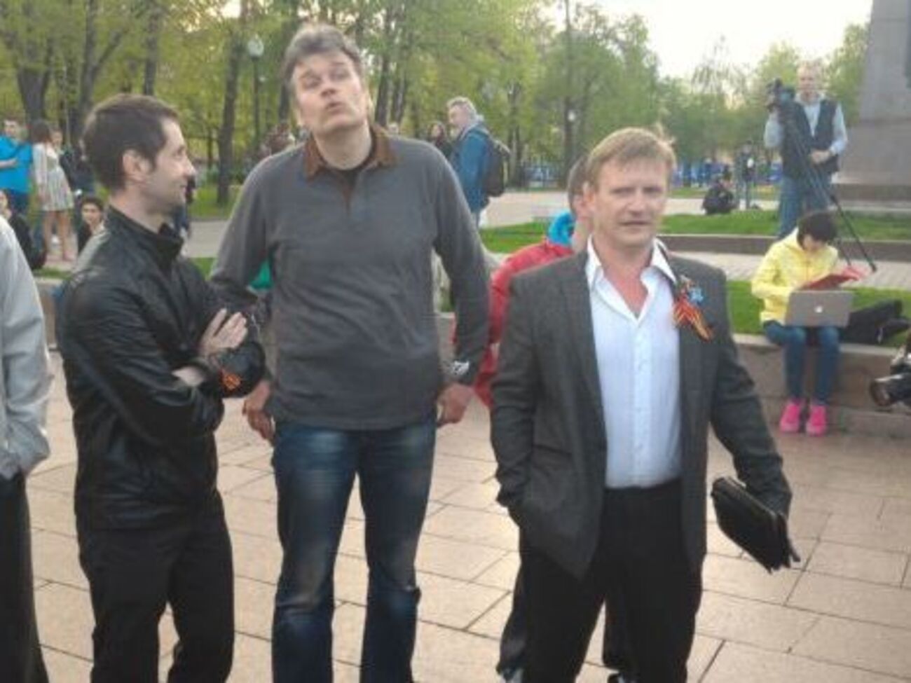 Тарасевич (у центрі) і Петрунько (праворуч) на мітингу російської опозиції