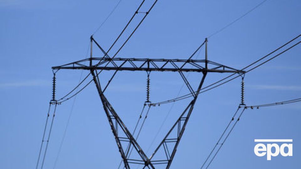 Ремонтники продолжат осмотр линии электропередач при условии гарантий безопасности