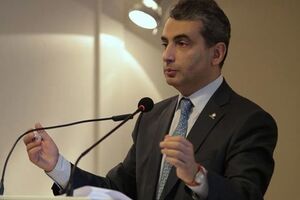 Шлосберг: Показать обществу чистые ладони специалисты по "внутренней политике" времен Владимира Путина не смогут никогда за отсутствием таковых