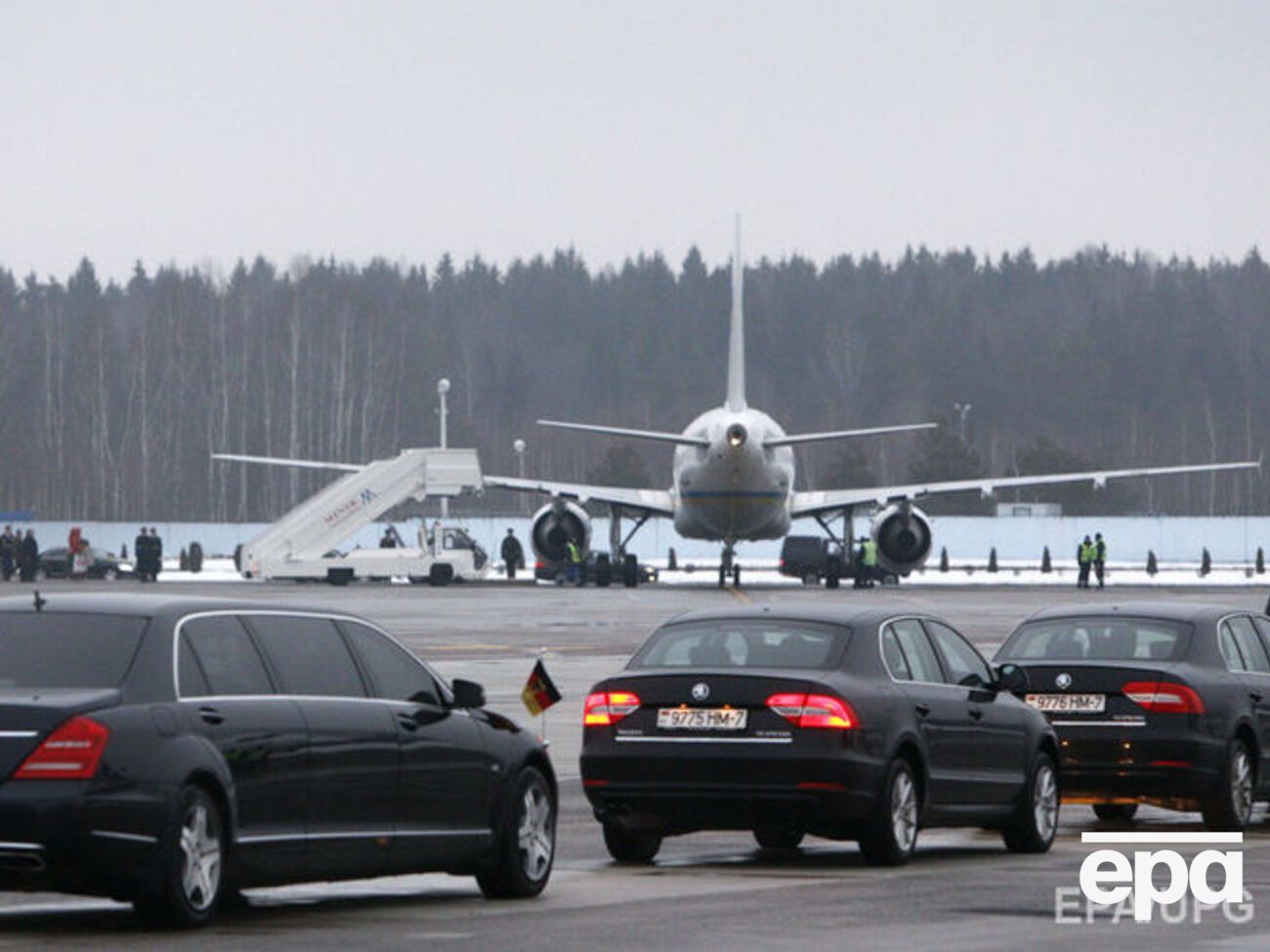 Громадяни РФ і Білорусі мають зберігати посадковий талон і показувати його в разі приземлення в РФ