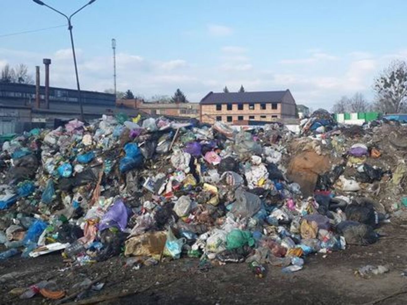 Львов ежедневно производит около 600 тонн мусора