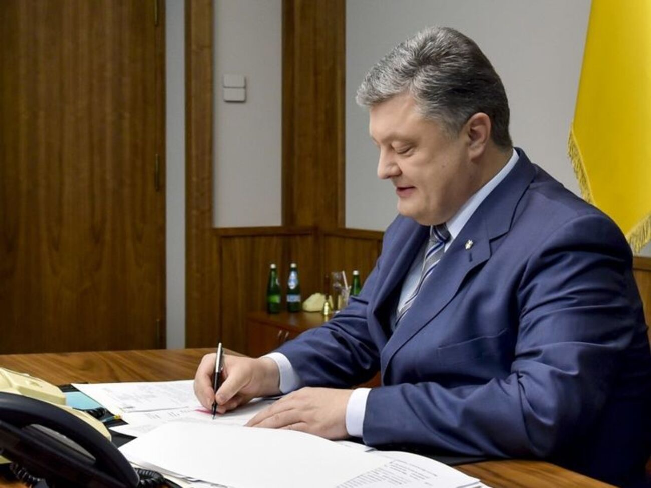 Порошенко підписав закон про ратифікацію угоди з Європейським інвестиційним банком