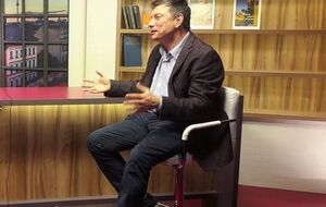 Эйдман: Свастика тоже была "безобидным графическим символом", пока ее не взяли на вооружение нацисты