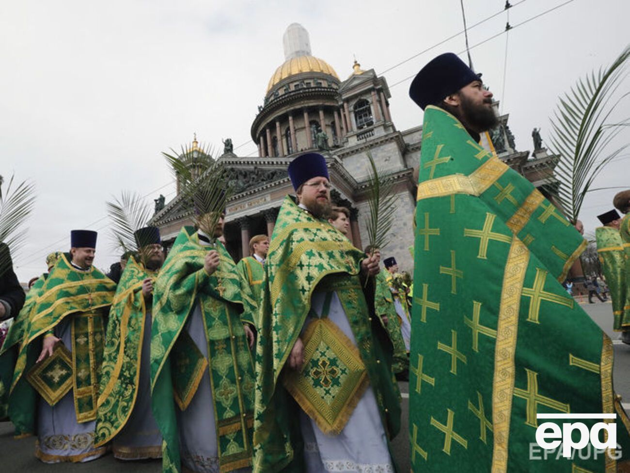 Познер не згодний з аргументом, що всі храми повинні належати церкві