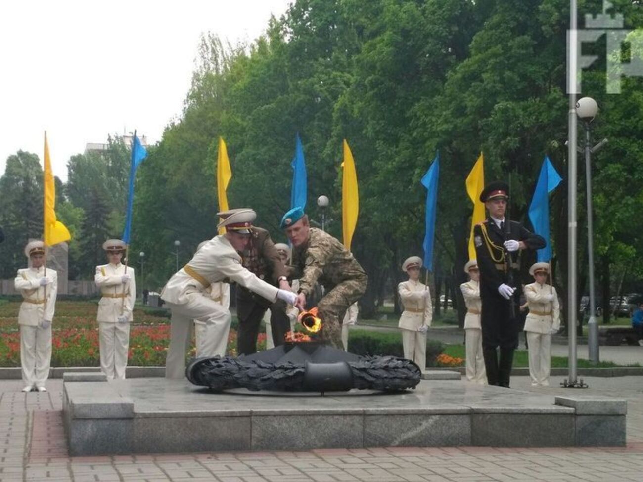 У Запоріжжі відзначили День пам'яті та примирення