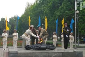 У Запоріжжі відзначили День пам'яті та примирення