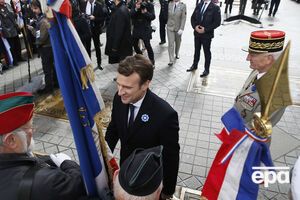 Макрон займет пост президента в ближайшее воскресенье