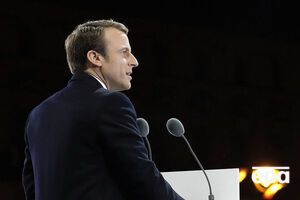Макрон вступит в должность главы страны 14 мая