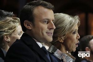 Макрон провел первый разговор с Трампом
