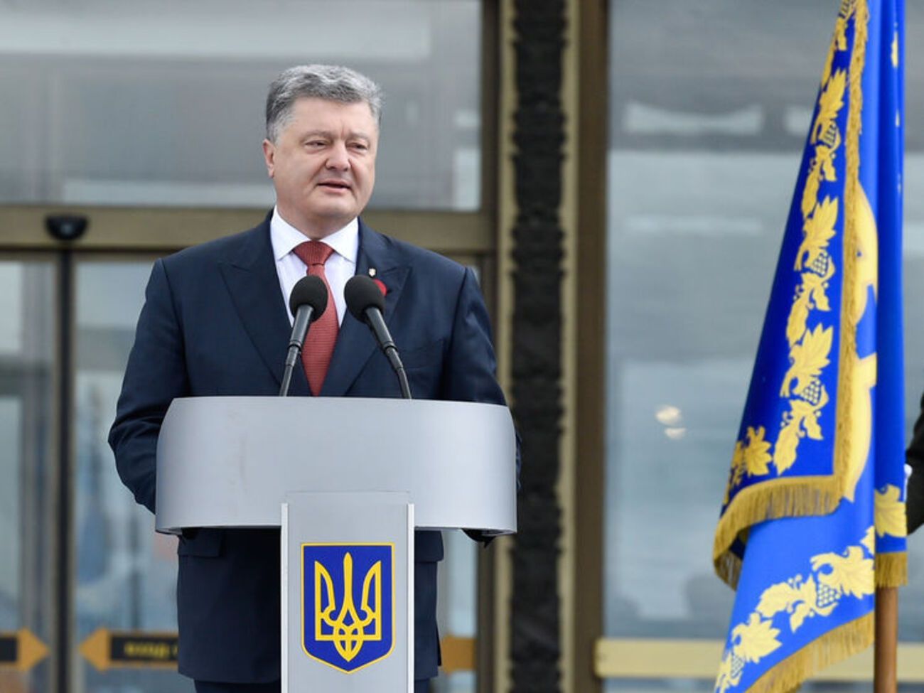 Украина отвергает российские манипуляции на теме Второй мировой войны, заявил президент