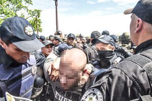 За фактами затримання поліція проводить перевірки