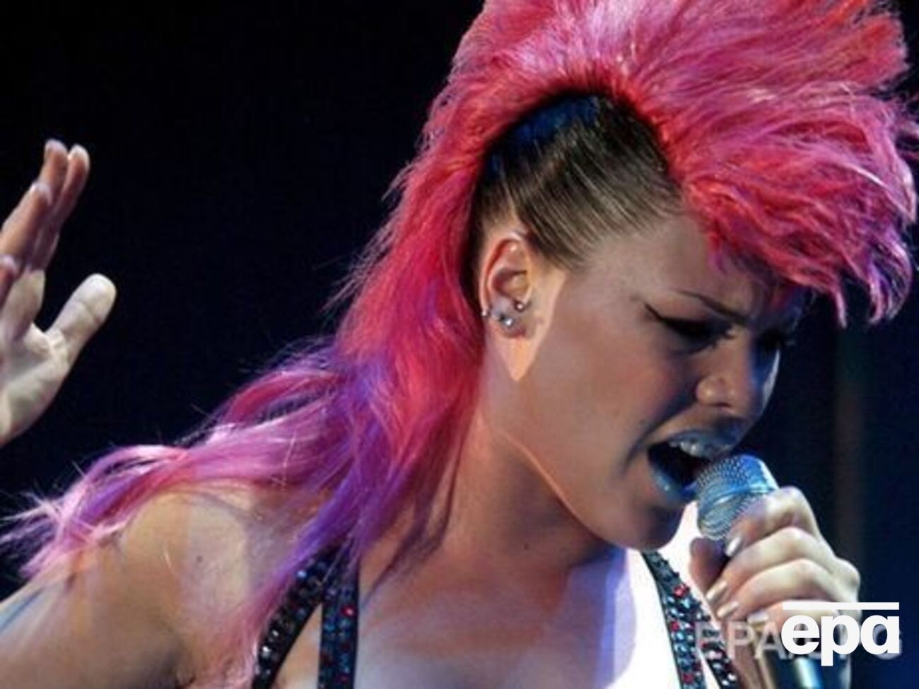 Pink показала фото детей