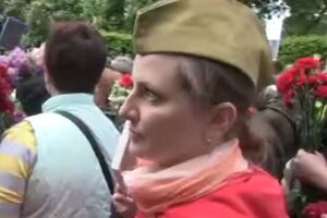 Учасниця акції "Безсмертний полк", якій не сподобалася українська мова