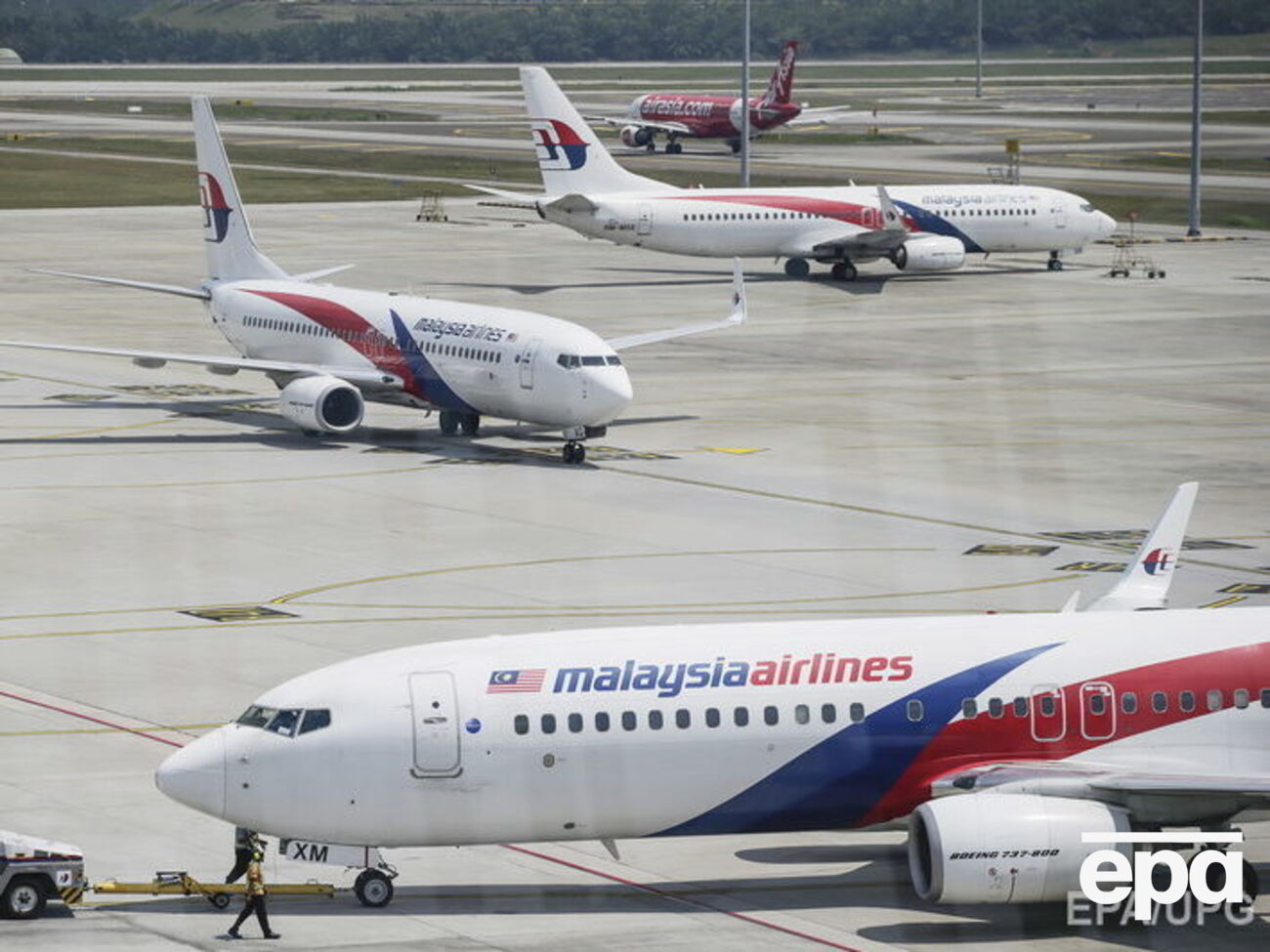 В авіакомпанії Malaysia Airlines повідомили, що під час інциденту ніхто не постраждав