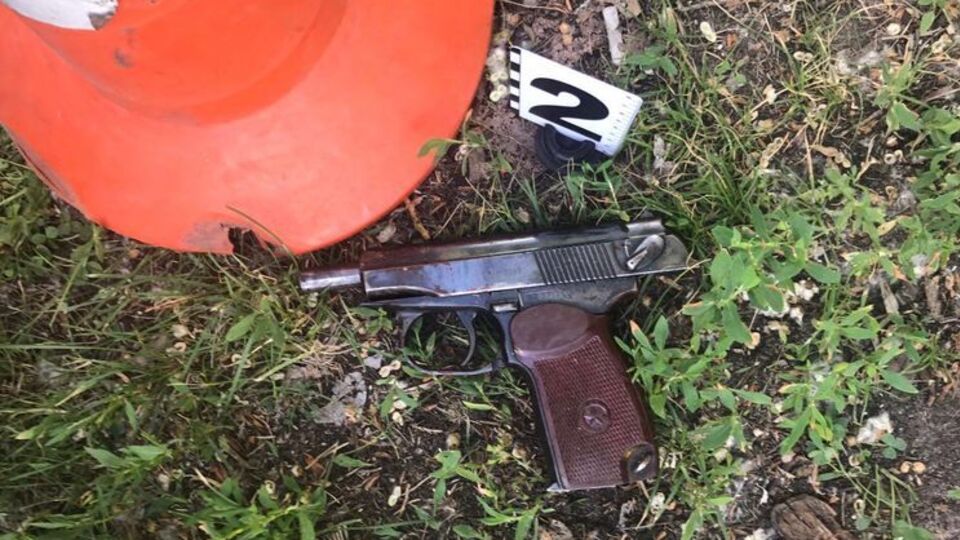 Пістолет, знайдений на місці стрілянини