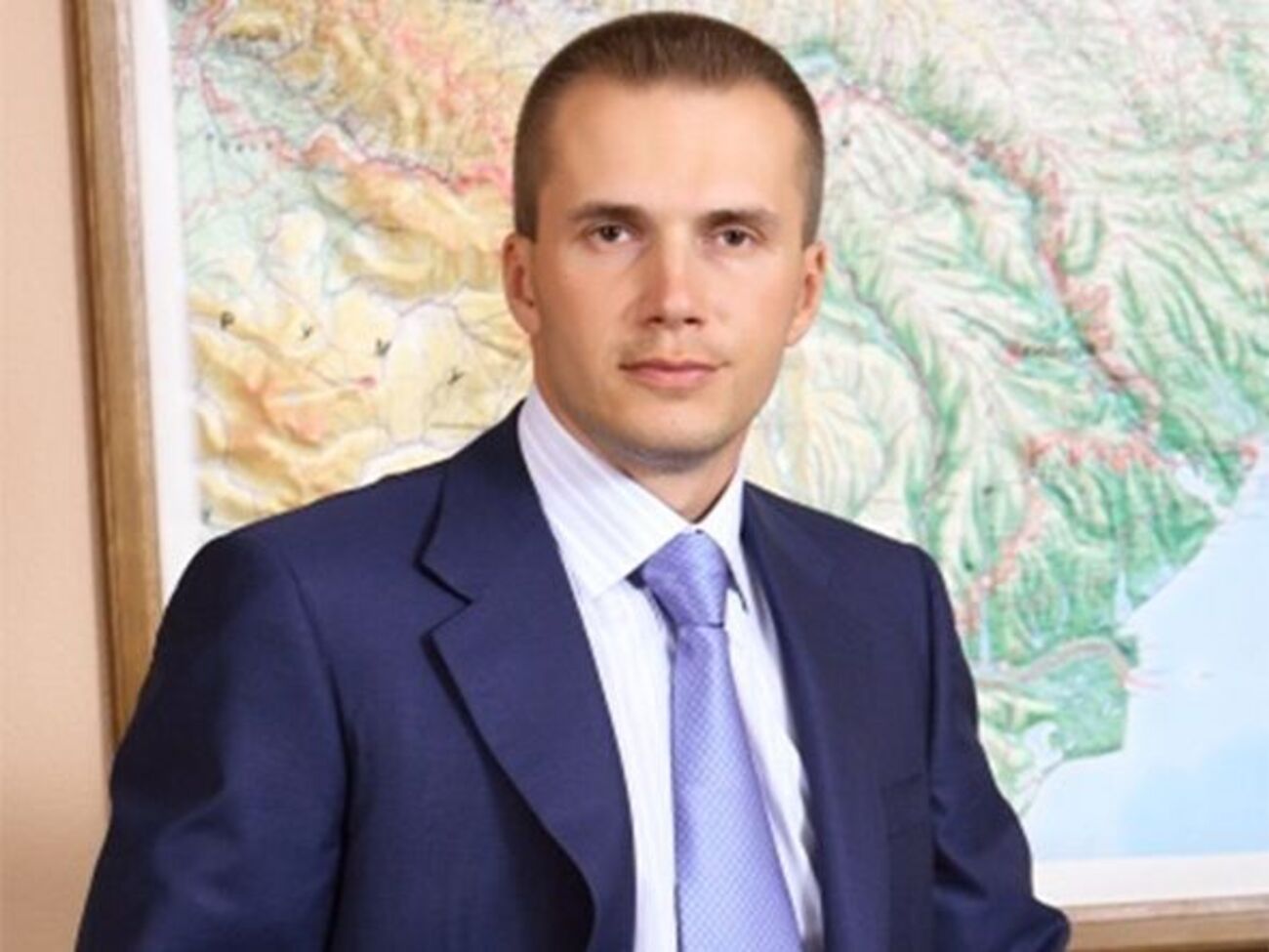 Після перемоги Майдану Олександр Янукович, як і його батько, утік у Росію