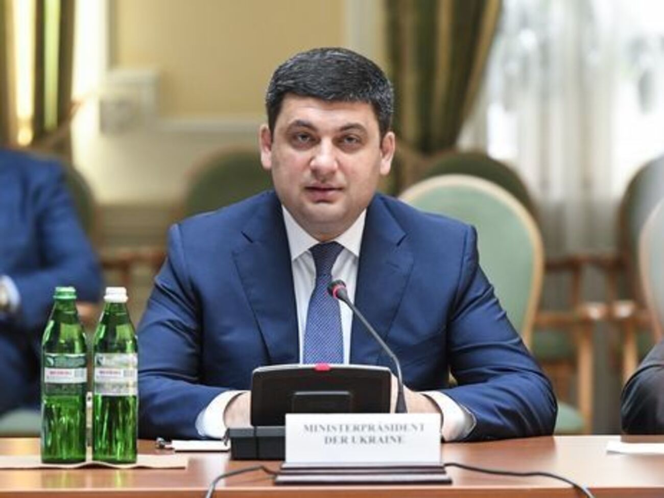 Гройсман:&nbsp;Еще раз заслушаем реформу, мысли и совместно примем решение правительства, президента, парламента