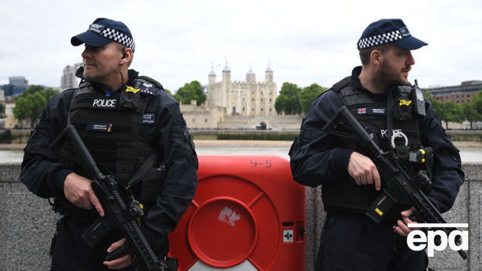 Полиция застрелила нападавших