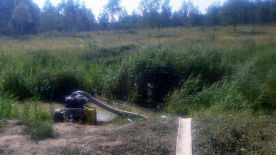 Поліцейські продовжують профілактичні заходи щодо попередження фактів незаконного видобутку бурштину в північних районах Житомирської області