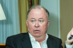 У ЦУР стверджують, що листи Караулова не передають Путіну