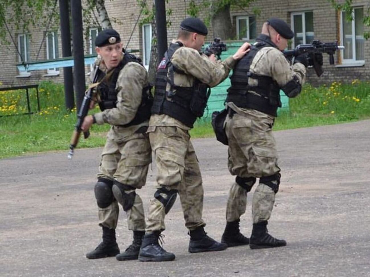 Спецназ российской полиции ликвидировал кратовского стрелка