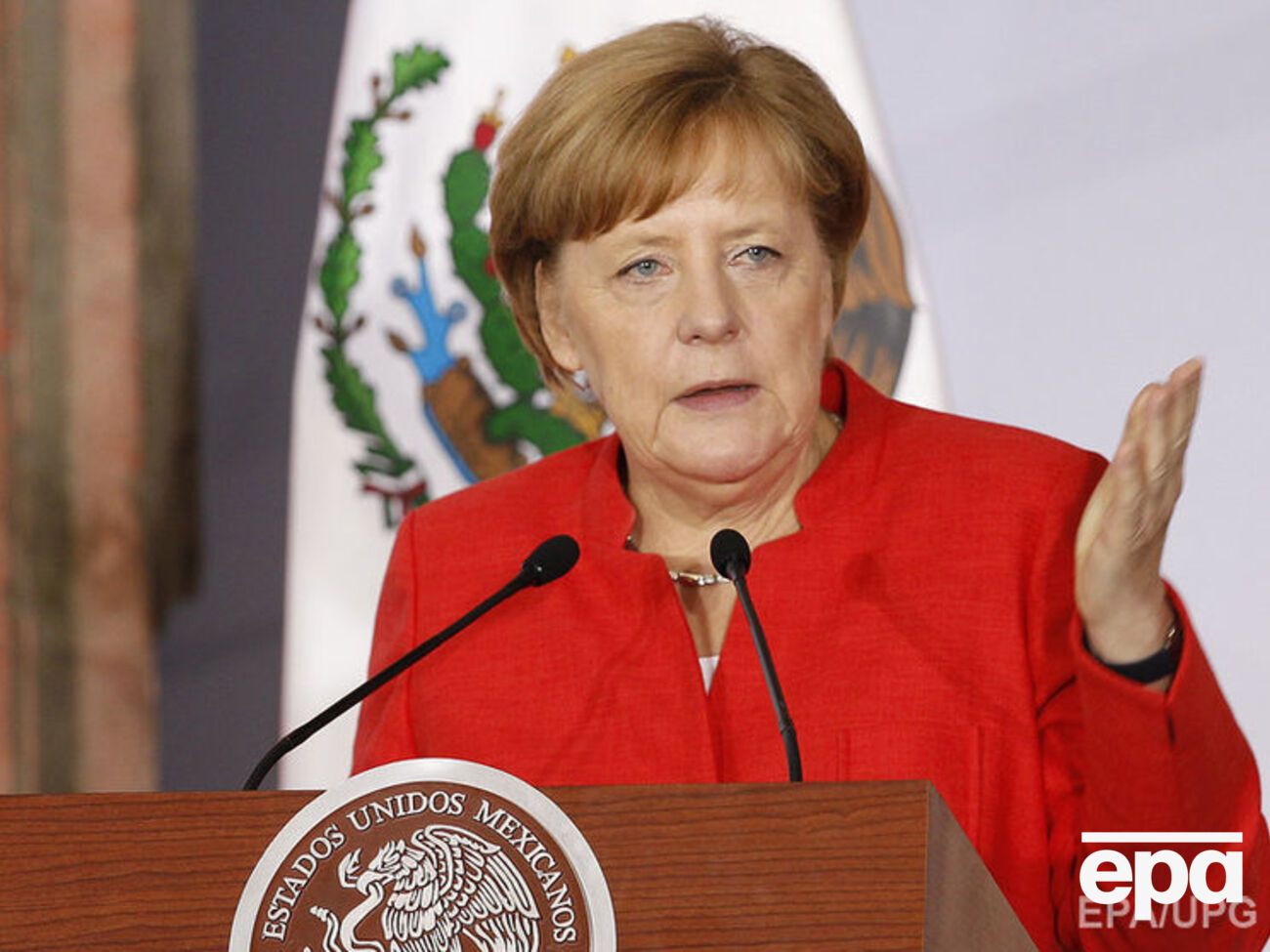 Меркель считает, что стена на границе не решит проблему миграции