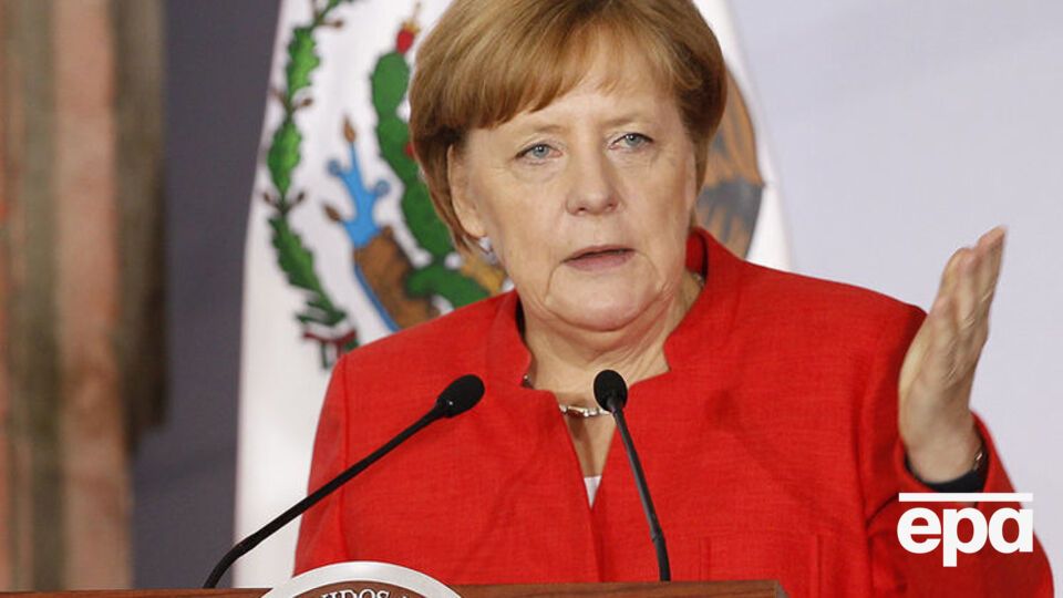 Меркель считает, что стена на границе не решит проблему миграции