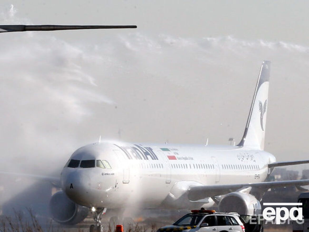 Продовольствие в Катар отправляют самолетами