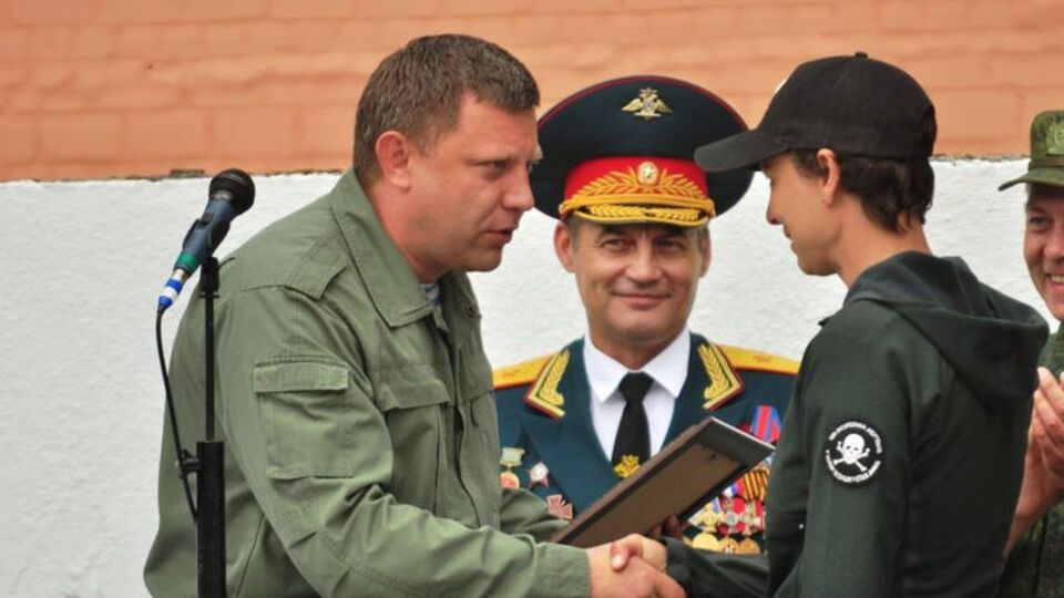 Захарченко заявив, що виступи Чичеріної на передовій зробили її "улюбленицею" бойовиків