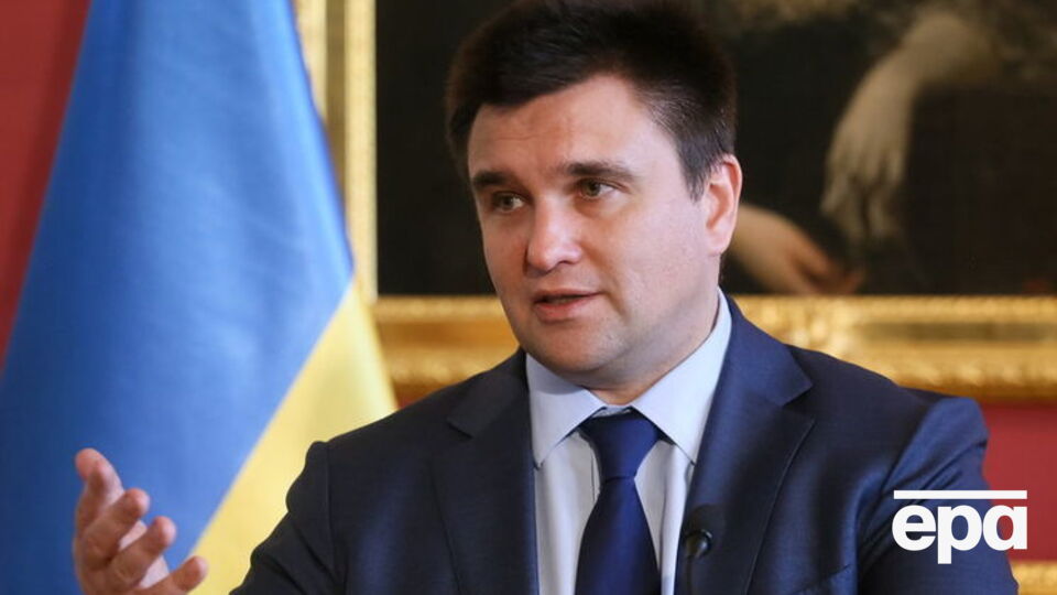 Клімкін: Громадяни на окупованих територіях – це громадяни України, тому маємо турбуватися про них