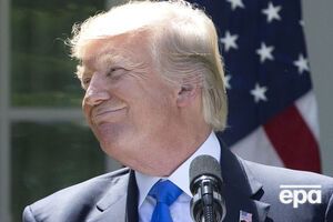 Трамп зробив кілька фото з молодятами у своєму гольф-клубі
