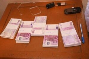 Сільському голові Київської області загрожує строк 12 років за хабар