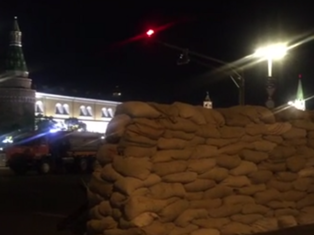 В мэрии Москвы посоветовали гражданам не "проявлять чувств" во время прогулки на Тверской