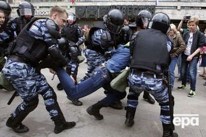 Учасників мітингу у Москві назвали неадекватними