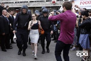 У Росії затримують учасників акцій протесту