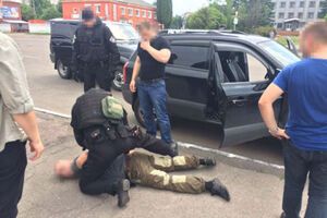 Співробітники поліції затримали підозрюваного