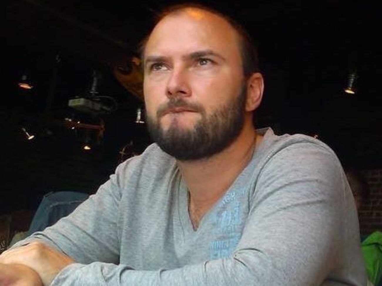 Яхимович сообщил, что живет в Грузии, а не в РФ