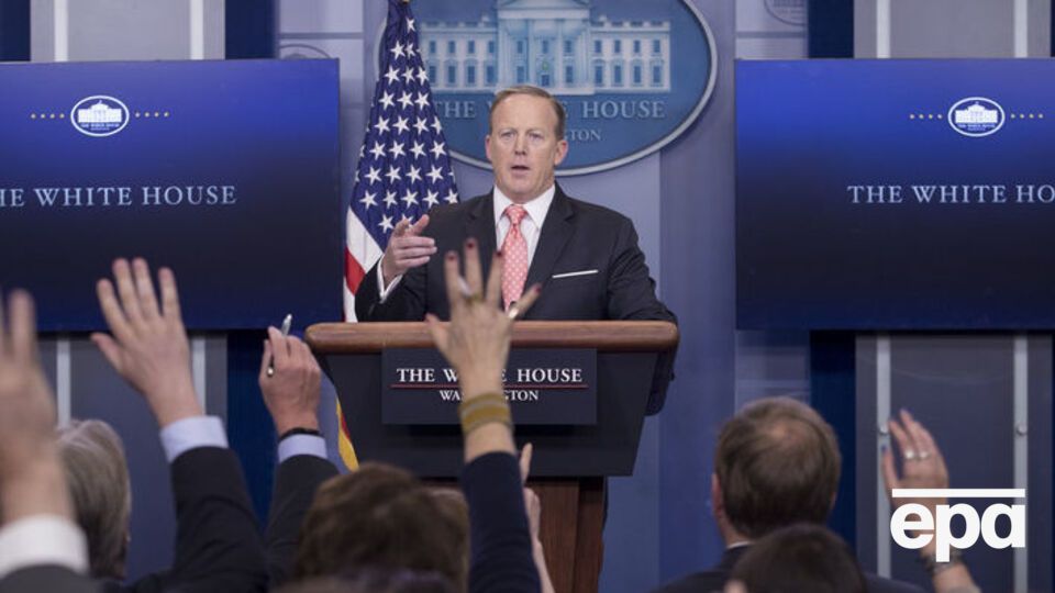 Спайсер обещал сообщить дату визита Трампа в Лондон