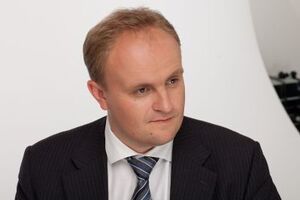 Архаика наступает не только в России. В Украине абсолютно то же самое, в Польше немногим лучше