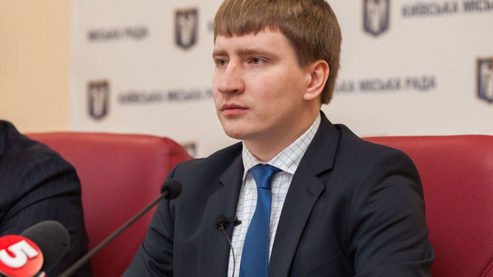 Бондаренко отстранили от работы