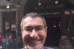 Артур Гаспарян: Бывший полковник "Беркута" Кусюк, спрятавшийся в России от возмездия, разгонял теперь Тверскую