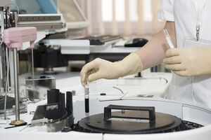 Продукти харчування, у яких міститься ботулотоксин, зовні нічим не відрізняються від нормальних продуктів, заявила головний інфекціоніст Запорізької області