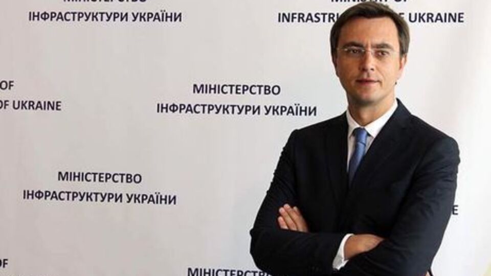 Омелян подчеркнул, что неудовлетворительно оценивает работу главы "Укрзалізниці" Балчуна на занимаемой должности